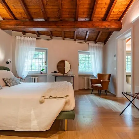 مزرعة للإقامة Relais Dei Gelsi &