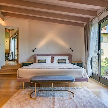 Relais Dei Gelsi & فيرونا